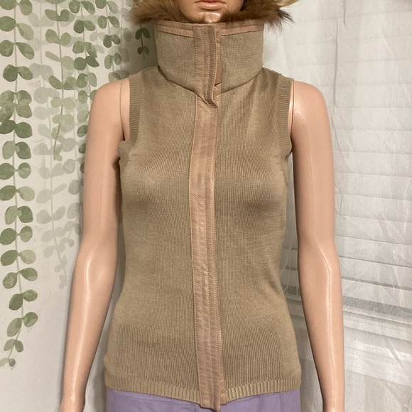 Sz M Mackage Vest - Picture 3 of 8